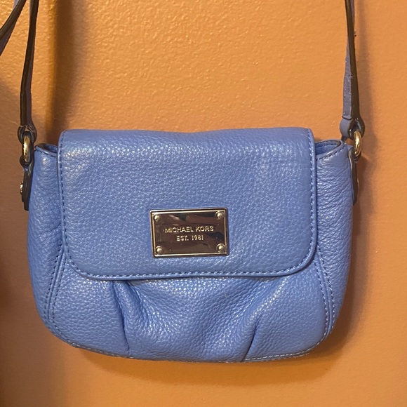 Michael Kors Small Light Blue Leather Crossbody Bag 8x5.5 - Picture 1 of 9